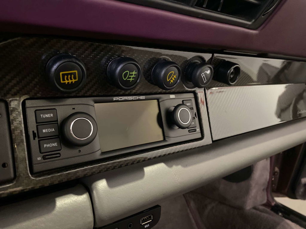 Porsche 964 Carrera 4