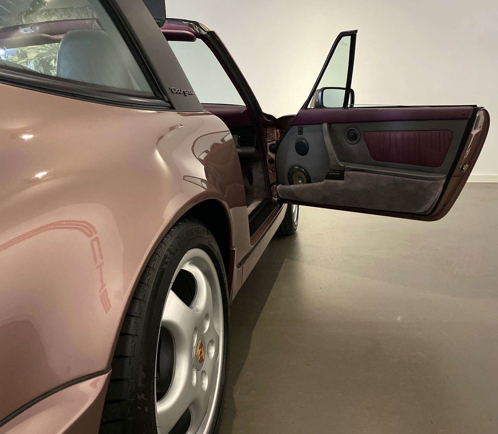 Porsche 964 Carrera 4