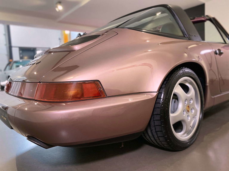Porsche 964 Carrera 4