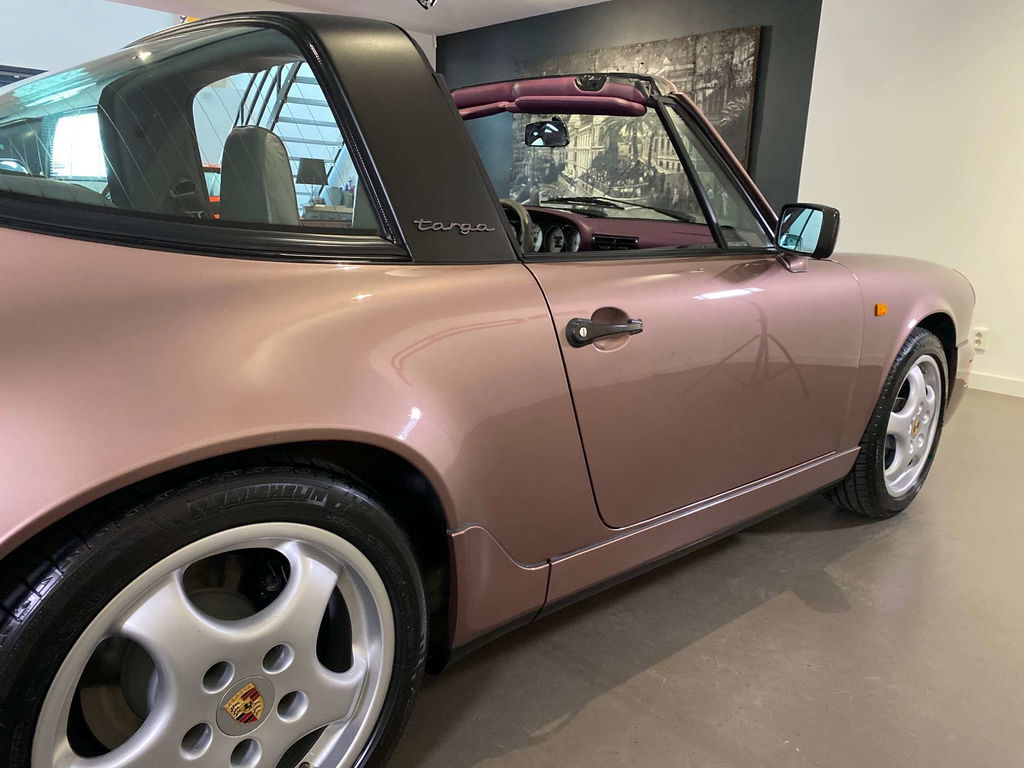 Porsche 964 Carrera 4