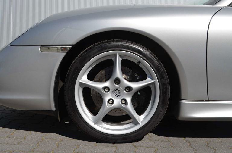 Porsche 996.2 Carrera