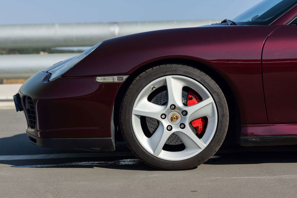 Porsche 996 Carrera 4S