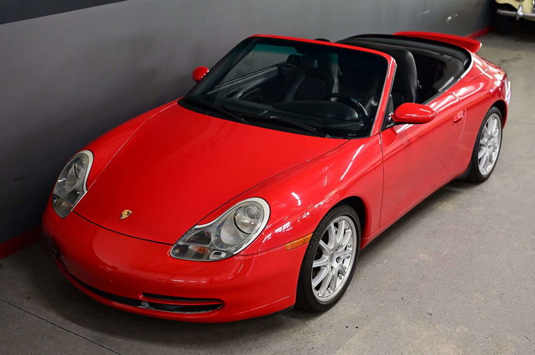 Porsche 996 Carrera 4