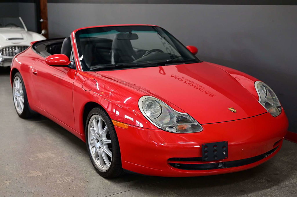 Porsche 996 Carrera 4