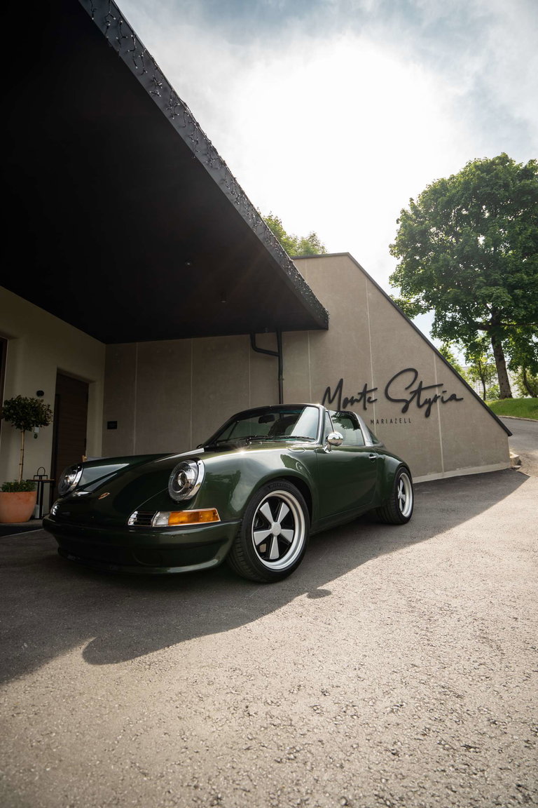 Porsche 911 Backdate