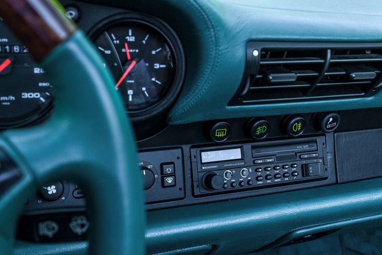 Porsche 964 Carrera 2 Cabrio WTL