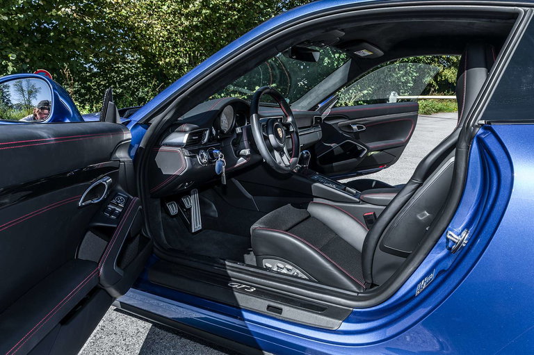 Porsche 991.2 GT3 Touring