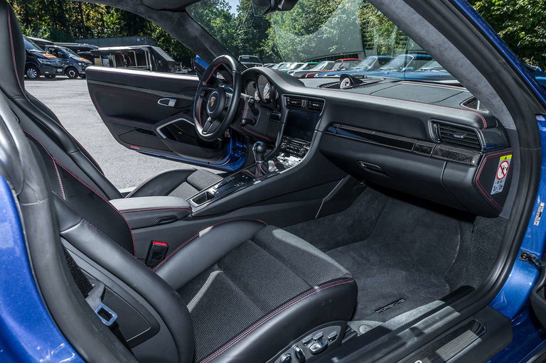 Porsche 991.2 GT3 Touring