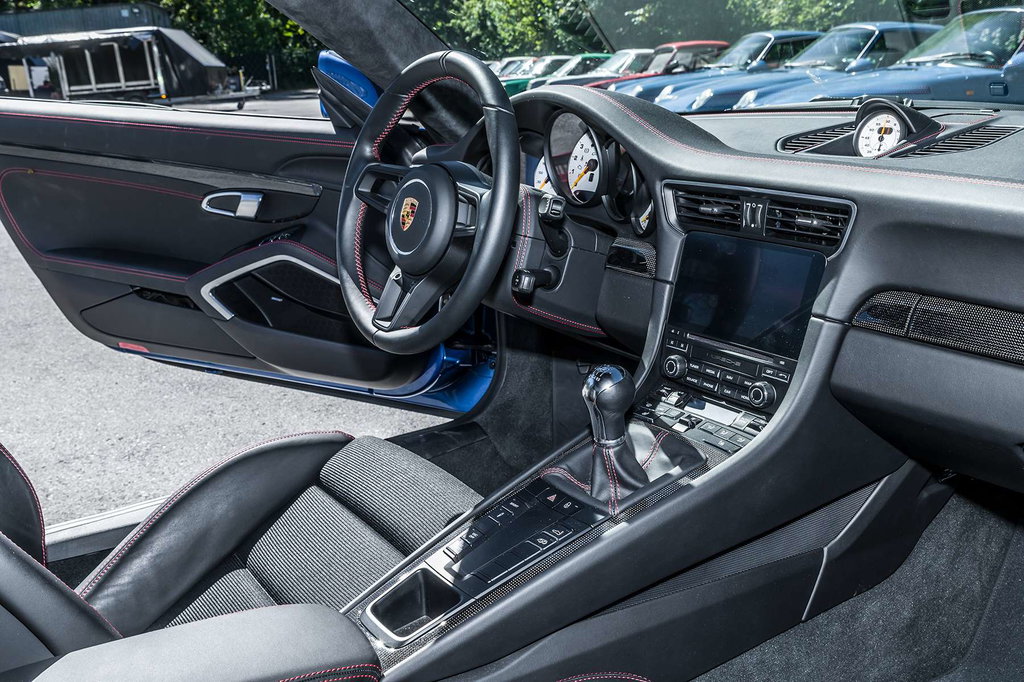 Porsche 991.2 GT3 Touring