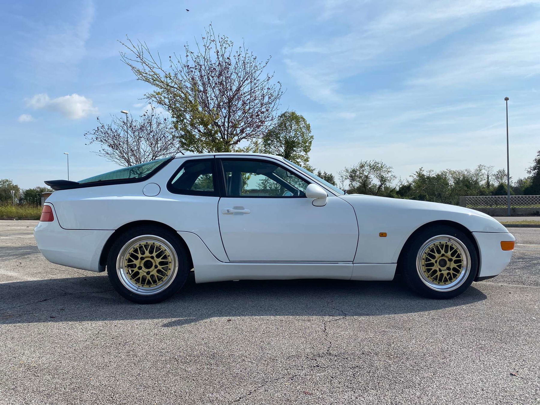 Porsche 968