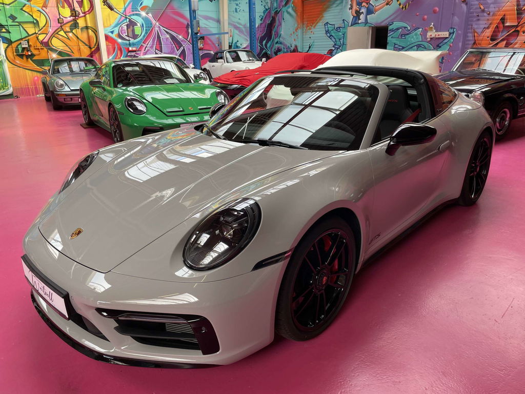 Porsche 992 Targa 4 GTS