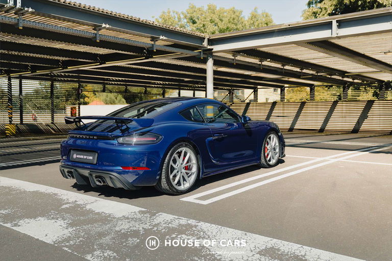 Porsche 718 Cayman GT4