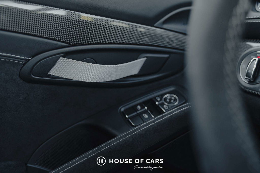 Porsche 718 Cayman GT4