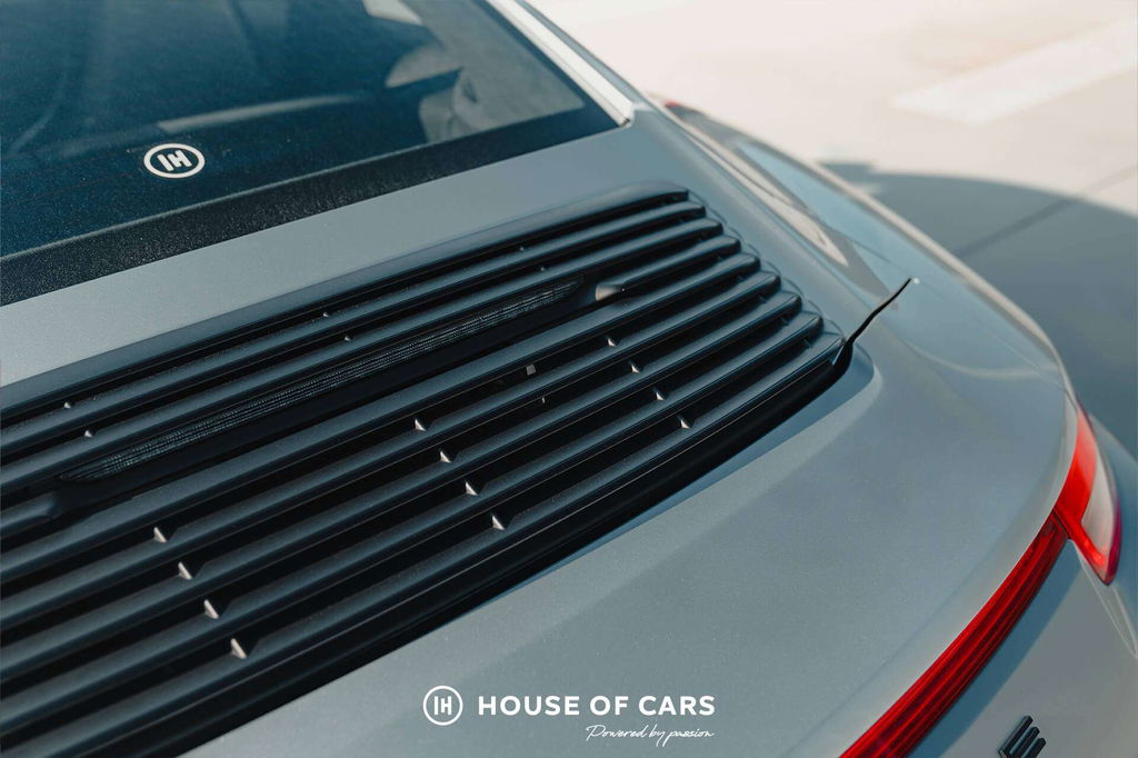 Porsche 991 Carrera 4 GTS