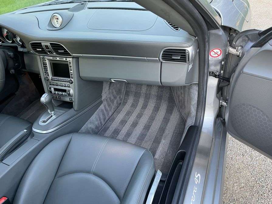 Porsche 997 Carrera 4S