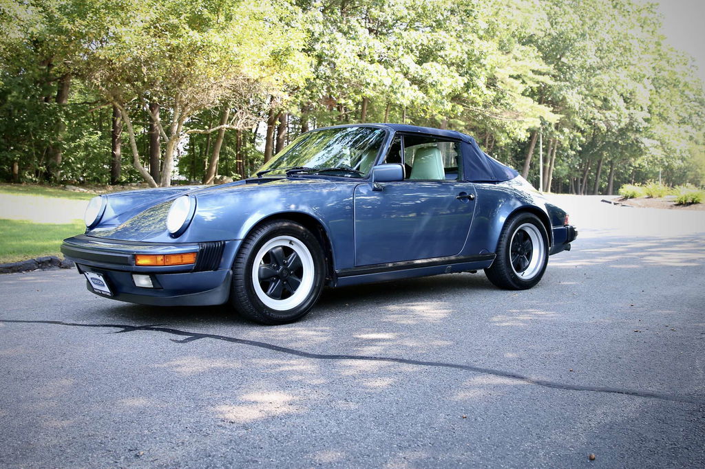 Porsche 911 Carrera 3.2 (US)