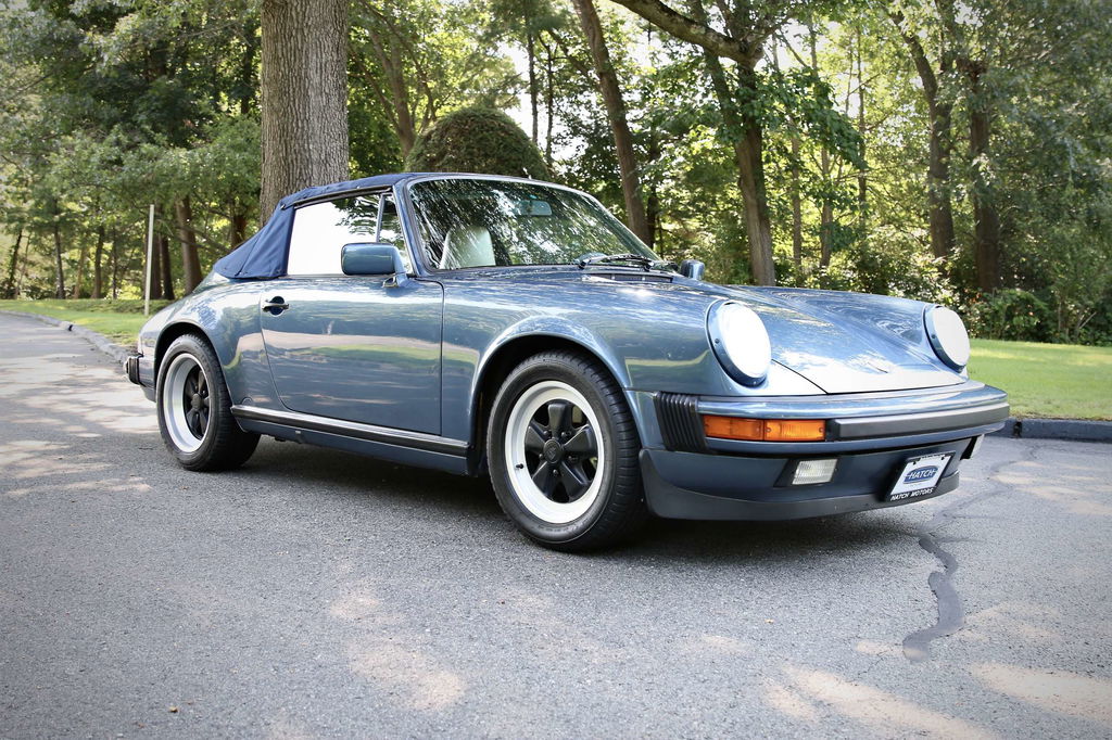 Porsche 911 Carrera 3.2 (US)