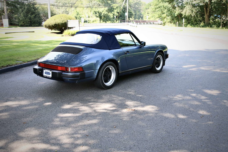 Porsche 911 Carrera 3.2 (US)