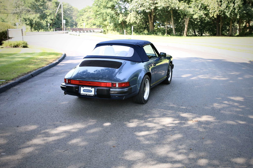 Porsche 911 Carrera 3.2 (US)