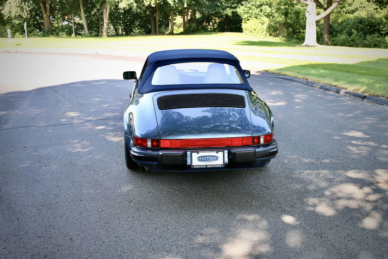 Porsche 911 Carrera 3.2 (US)