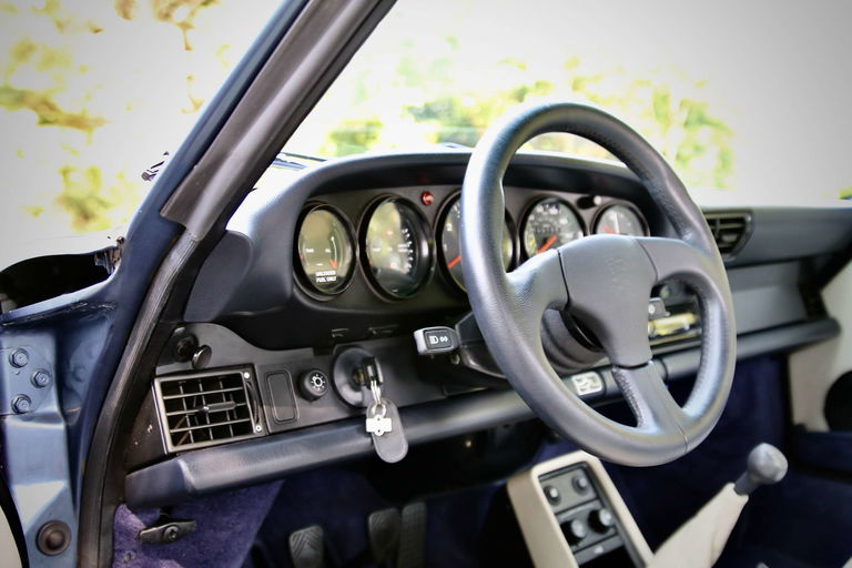 Porsche 911 Carrera 3.2 (US)