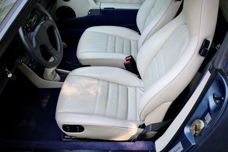 Porsche 911 Carrera 3.2 (US)