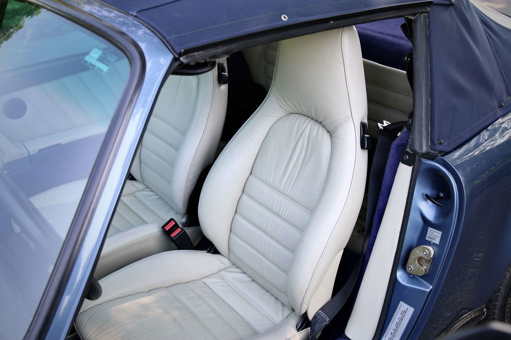 Porsche 911 Carrera 3.2 (US)