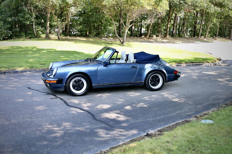 Porsche 911 Carrera 3.2 (US)