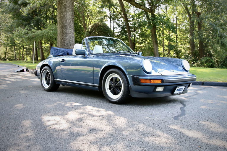 Porsche 911 Carrera 3.2 (US)