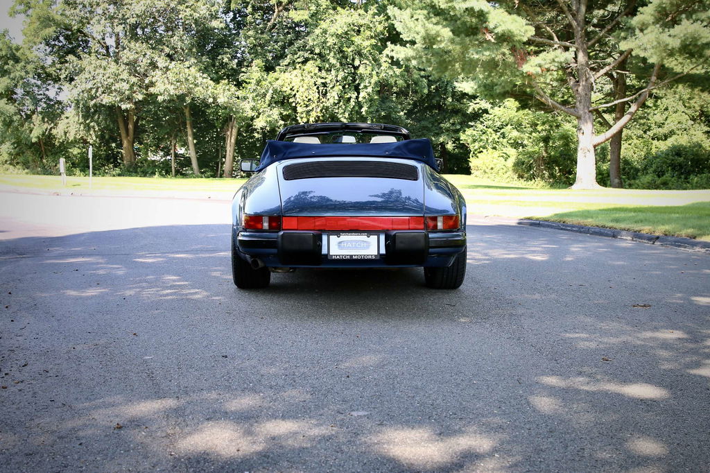 Porsche 911 Carrera 3.2 (US)