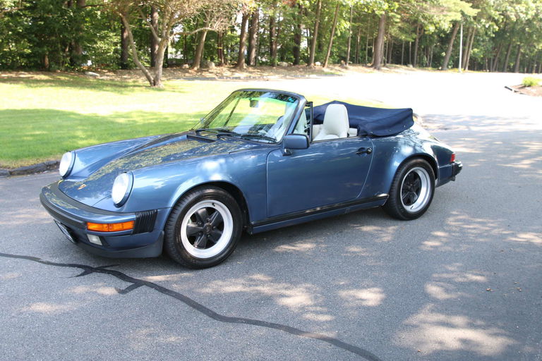 Porsche 911 Carrera 3.2 (US)