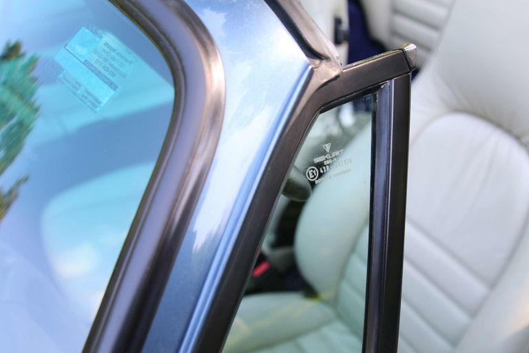 Porsche 911 Carrera 3.2 (US)