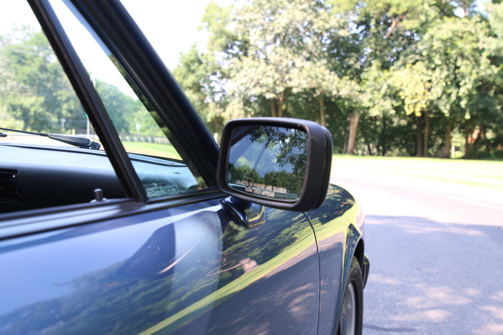 Porsche 911 Carrera 3.2 (US)