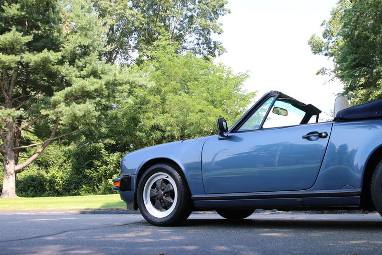 Porsche 911 Carrera 3.2 (US)