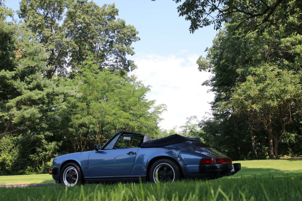 Porsche 911 Carrera 3.2 (US)