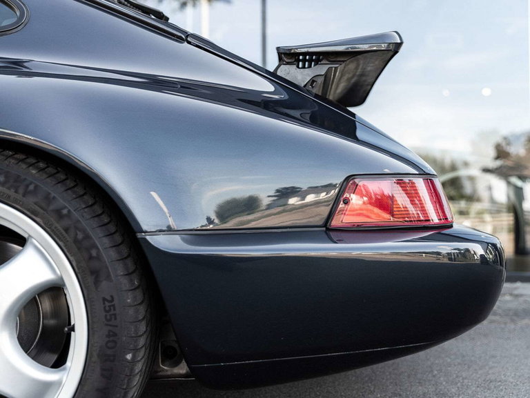 Porsche 964 Carrera 4