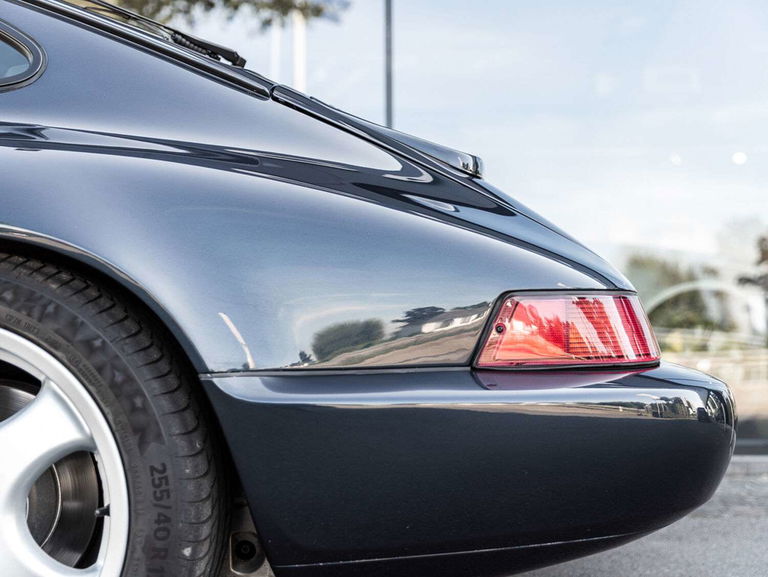 Porsche 964 Carrera 4