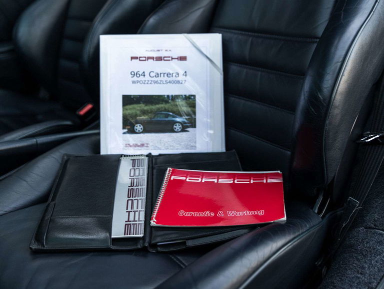 Porsche 964 Carrera 4