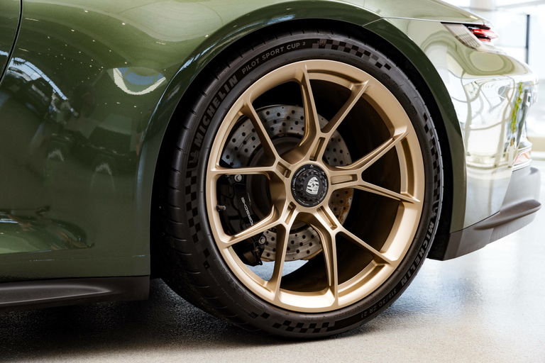 Porsche 992 GT3 Touring