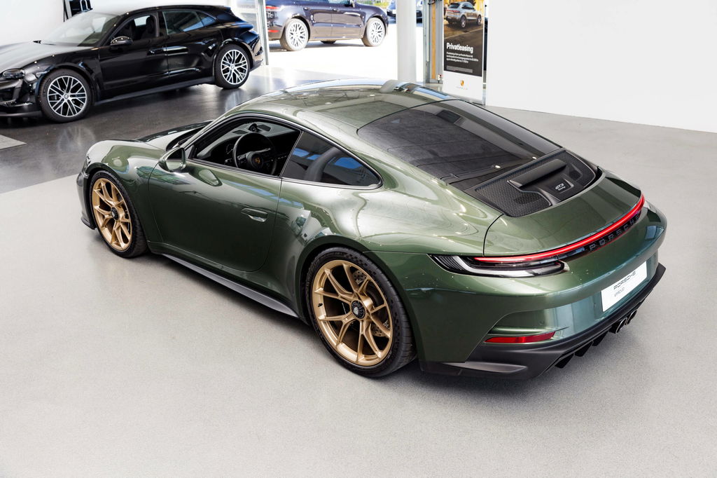 Porsche 992 GT3 Touring