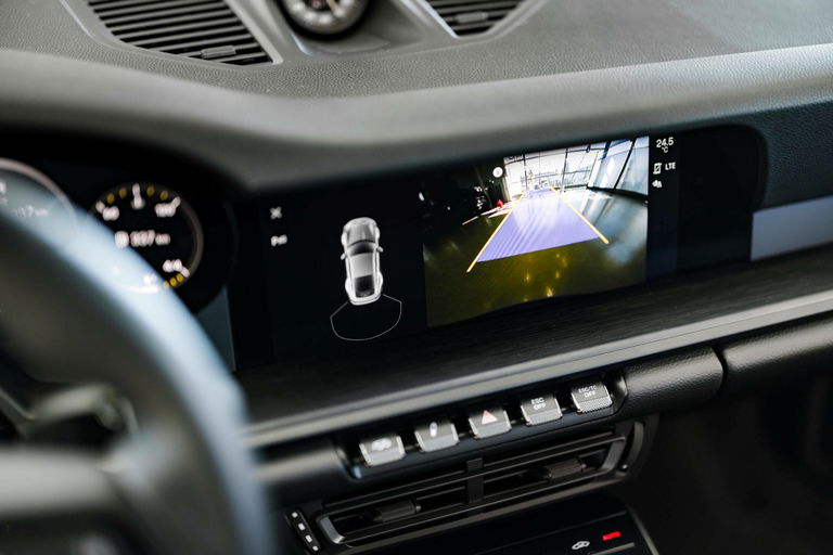 Porsche 992 GT3 Touring