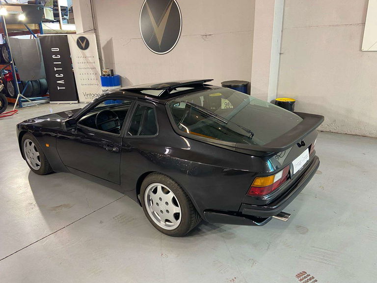 Porsche 944 S2 Coupé