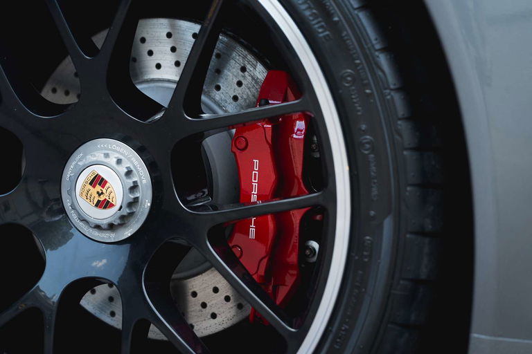 Porsche 997.2 Carrera GTS