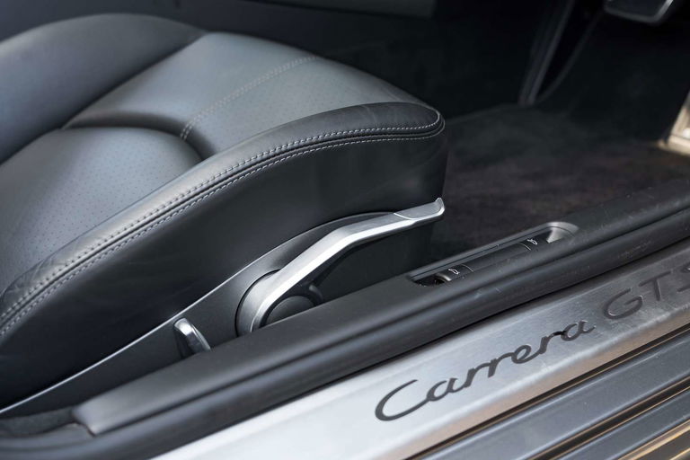 Porsche 997.2 Carrera GTS