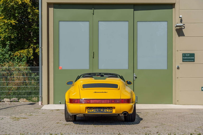 Porsche 964 Carrera 2 Speedster