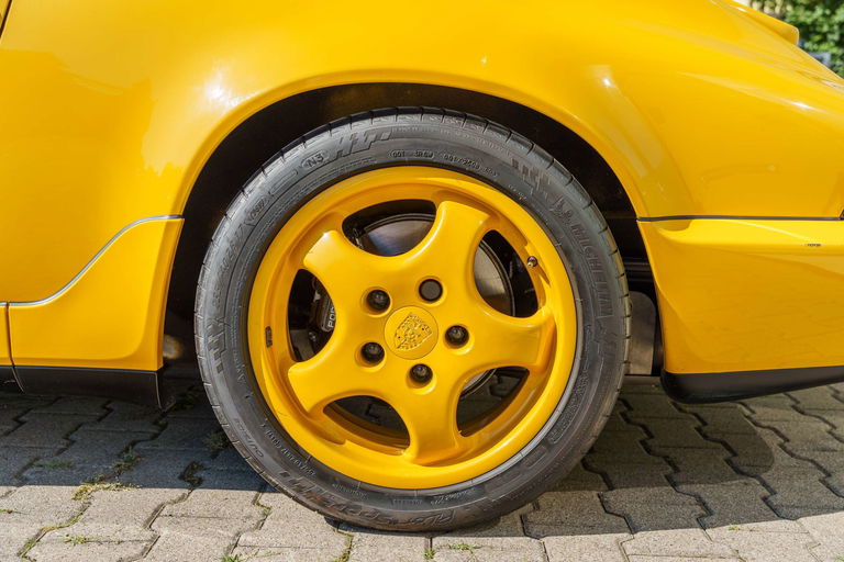 Porsche 964 Carrera 2 Speedster