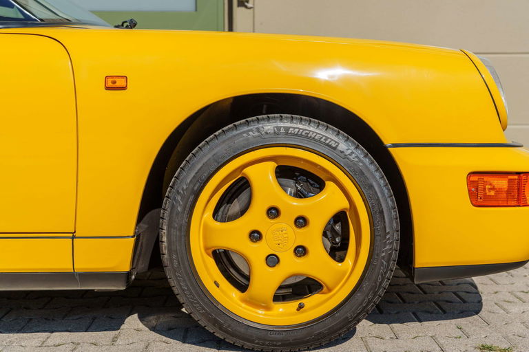 Porsche 964 Carrera 2 Speedster