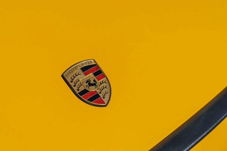 Porsche 964 Carrera 2 Speedster