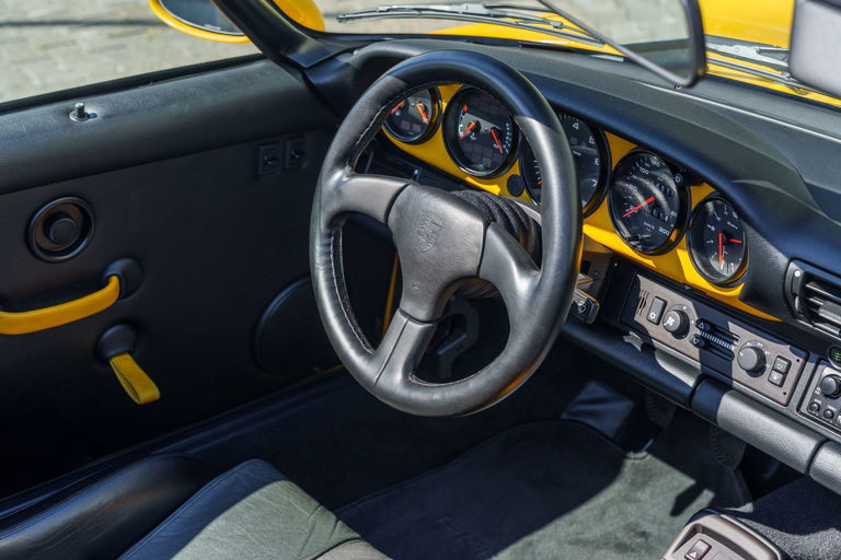 Porsche 964 Carrera 2 Speedster