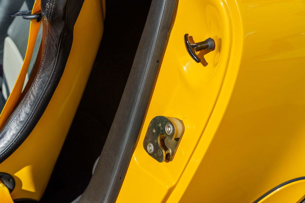 Porsche 964 Carrera 2 Speedster